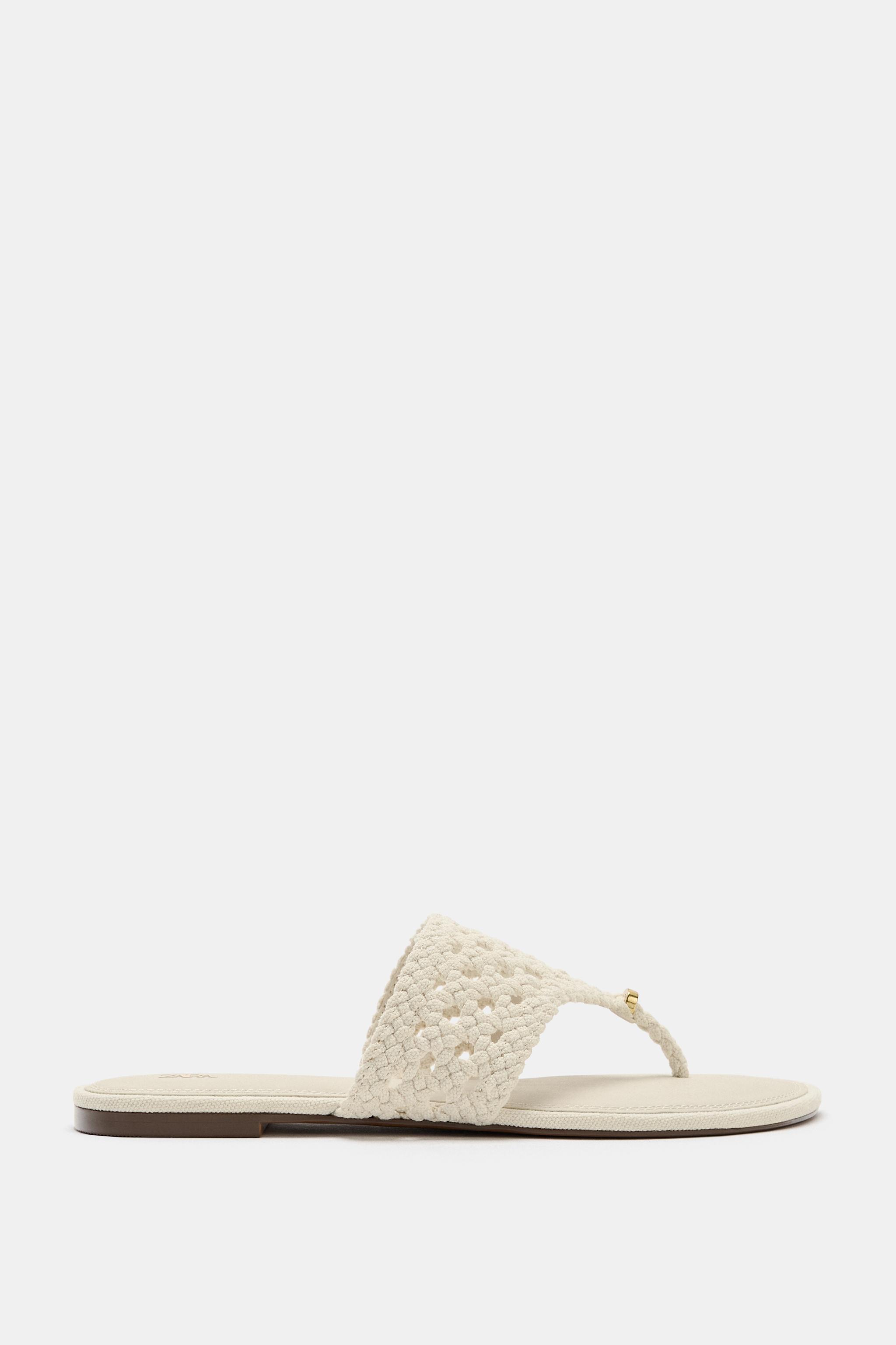 WOVEN FLAT SANDALS